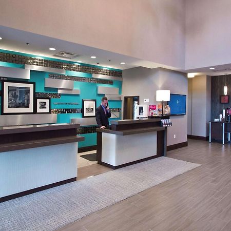 Hampton Inn & Suites Columbus/University Area Exteriér fotografie