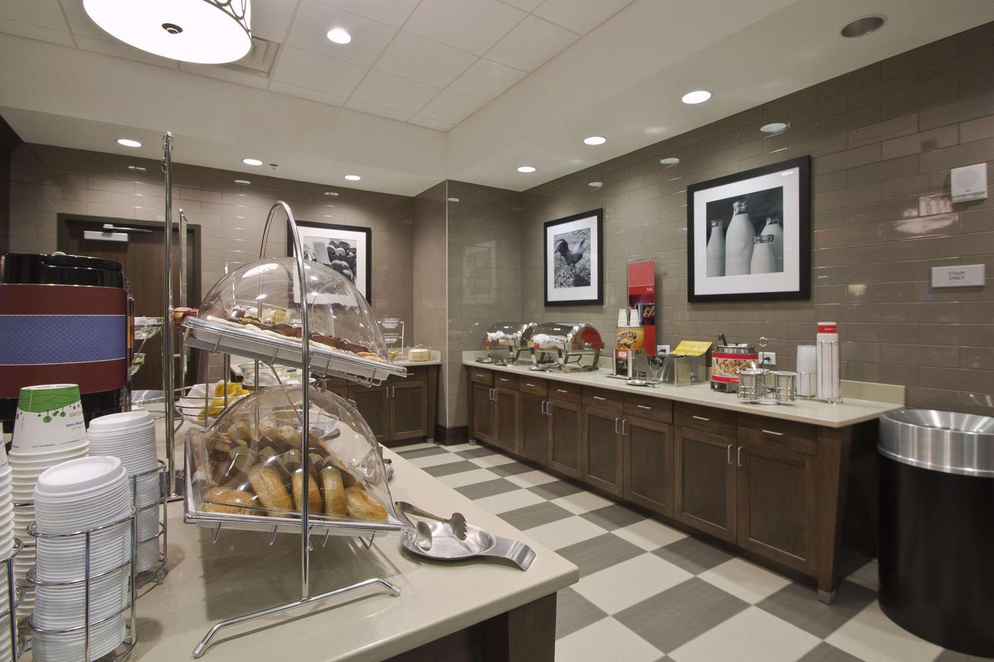 Hampton Inn & Suites Columbus/University Area Exteriér fotografie